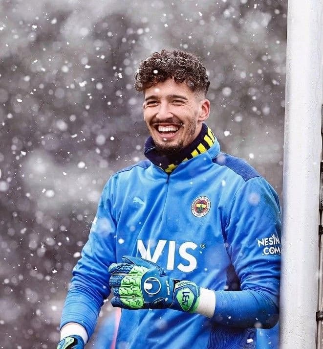 Altay Bayındır thumbnail