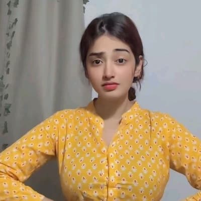 Aisha Khan thumbnail
