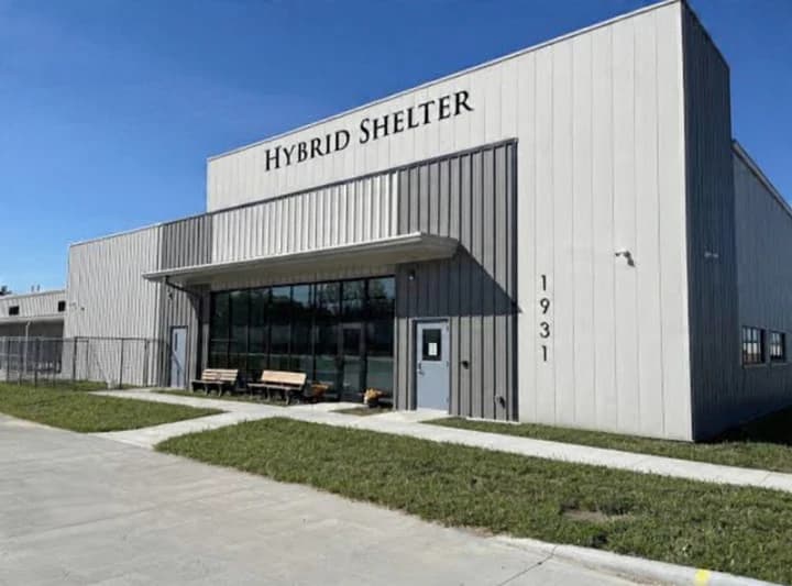 Hybrid shelter thumbnail