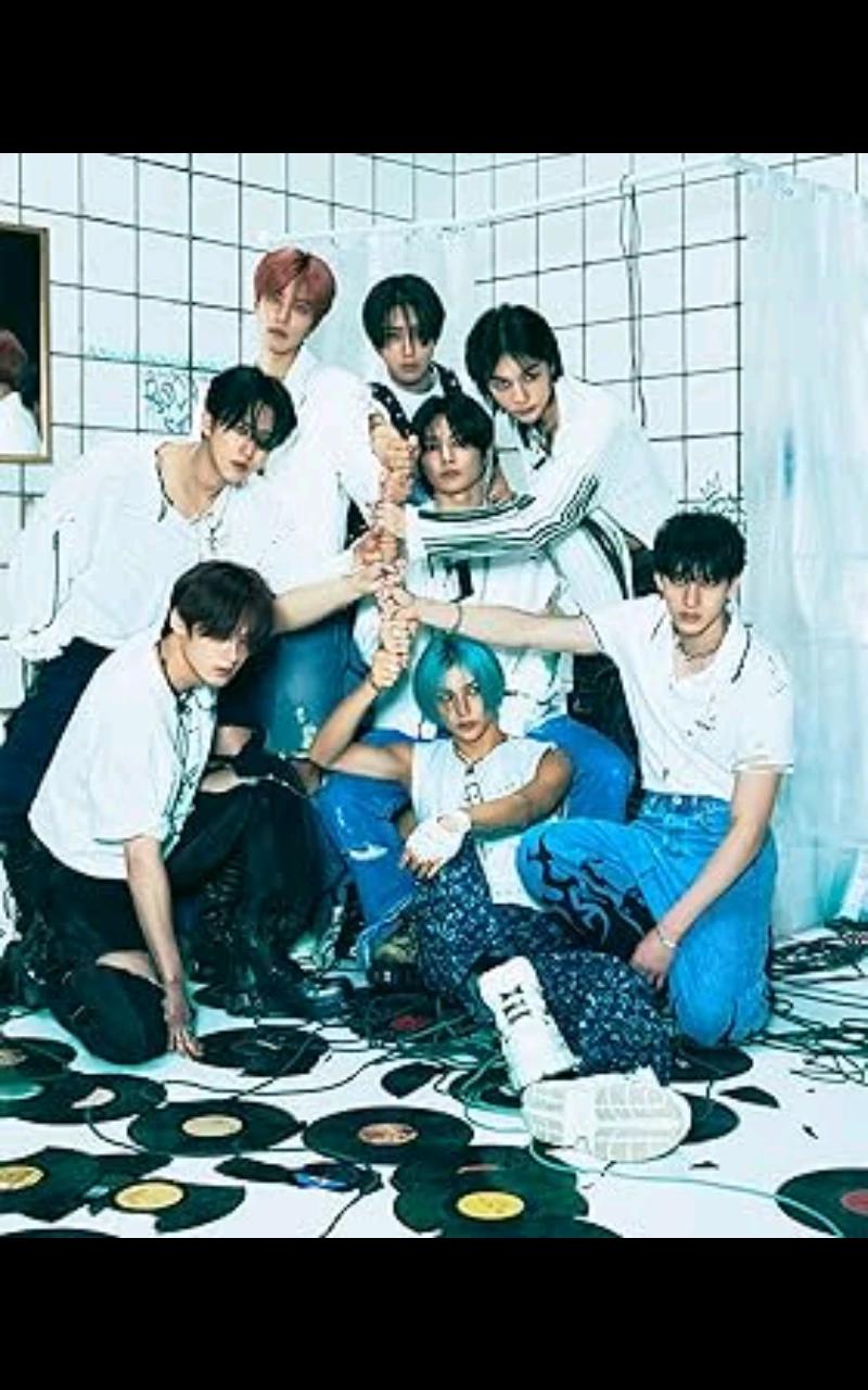 SKZ 🔥 thumbnail