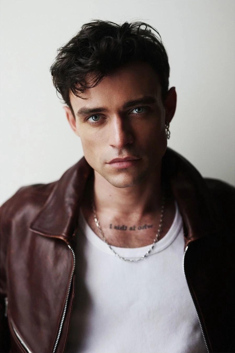 Alexander Lewis thumbnail