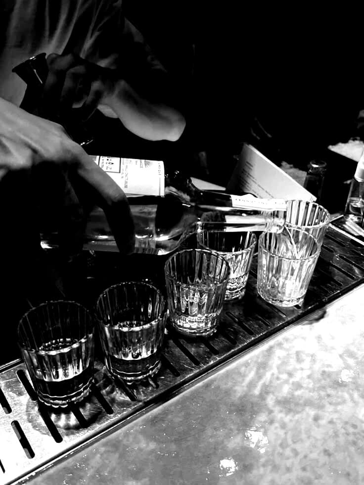 Luca Moretti | Bartender, Tension, Desire ★ thumbnail