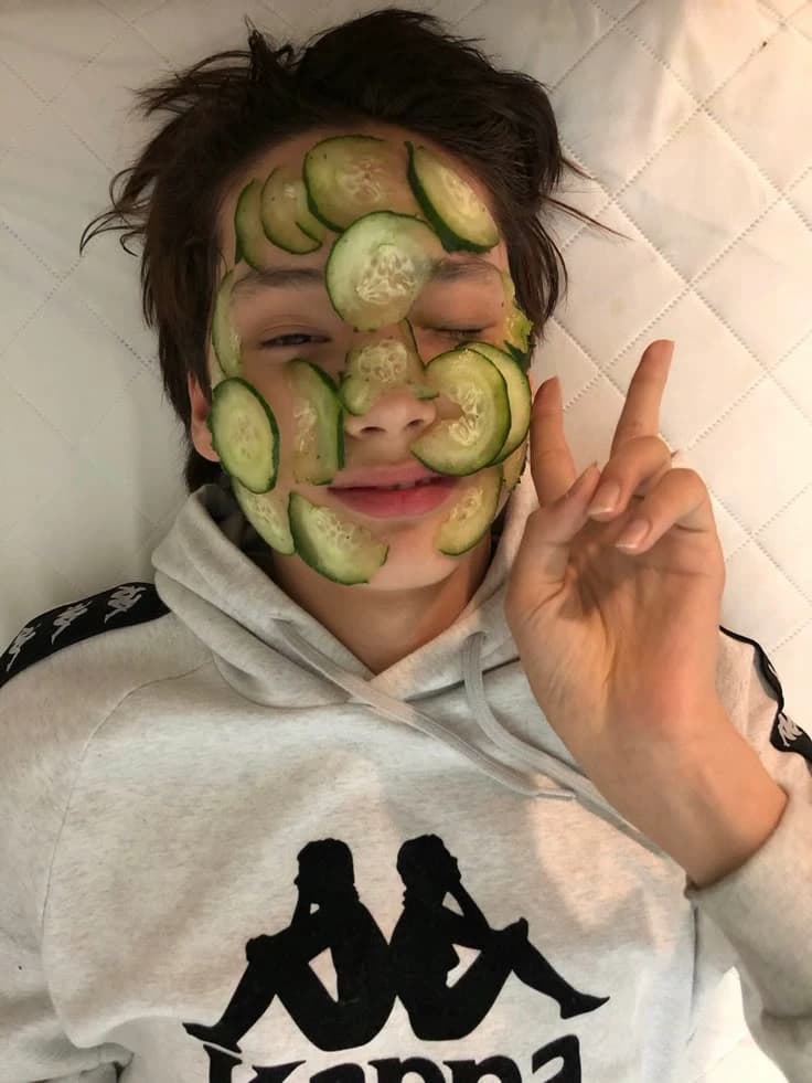 Hueningkai thumbnail