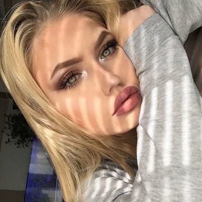 Chloé Hadley thumbnail