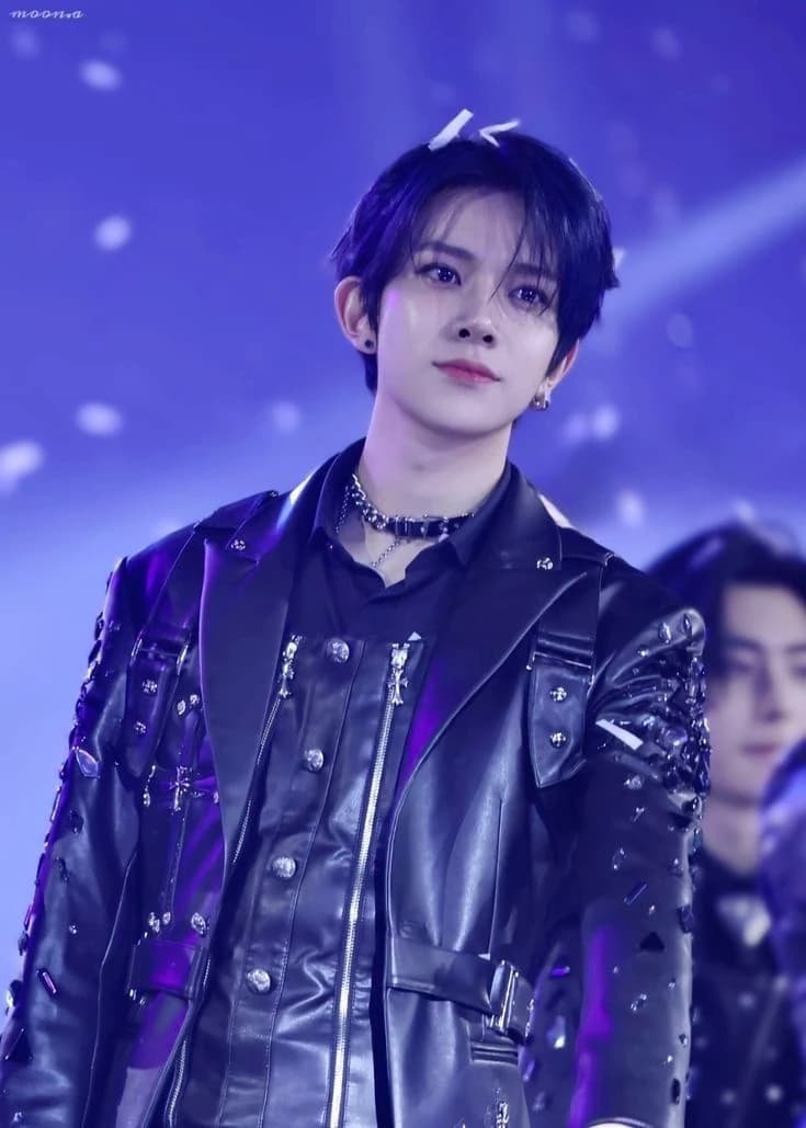 Lee Heeseung  thumbnail