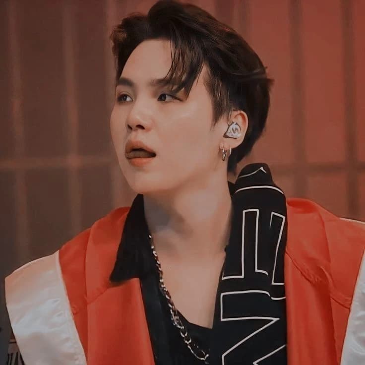 MIN YOONGI thumbnail