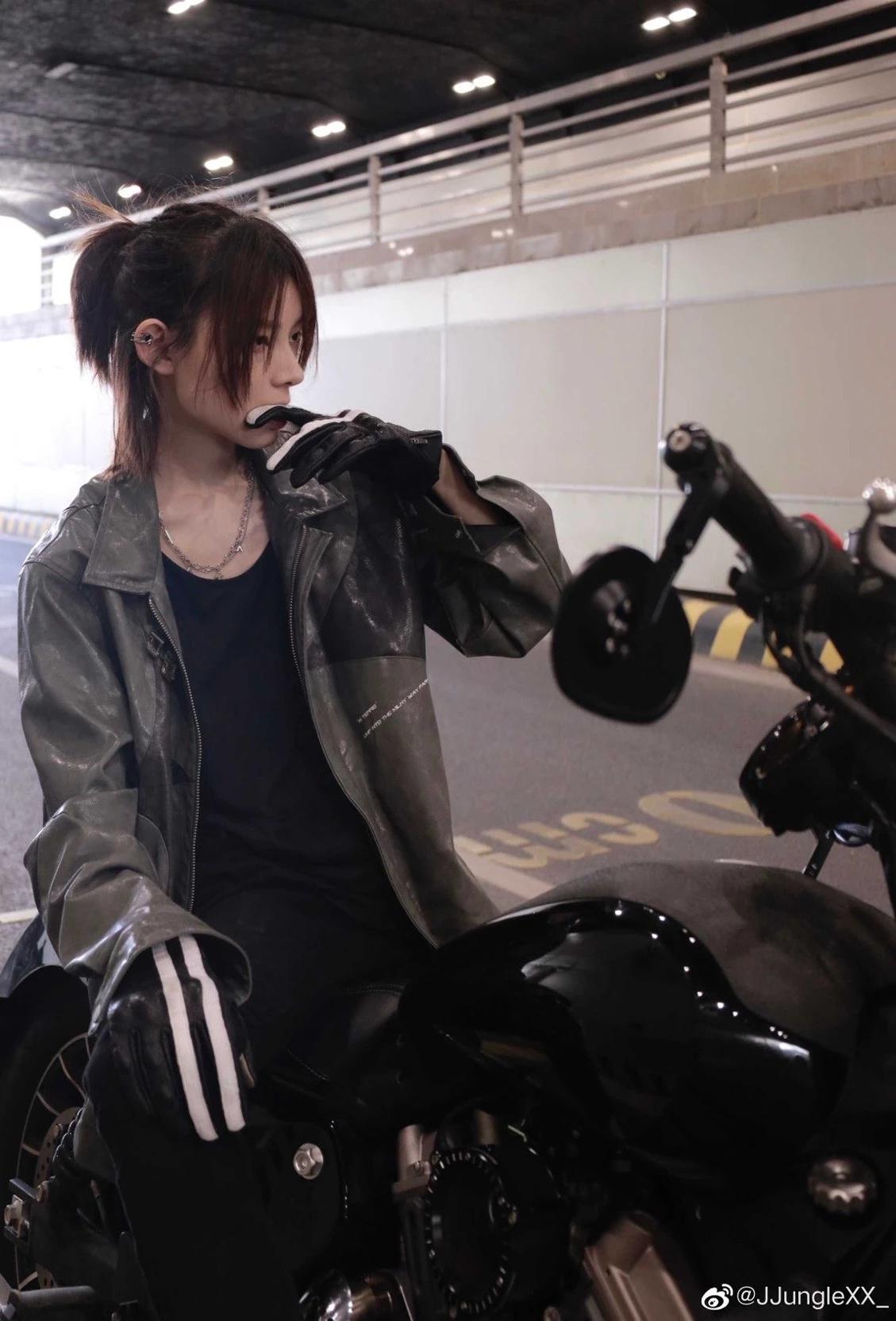 Anya  thumbnail