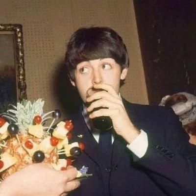 Paul McCartney thumbnail