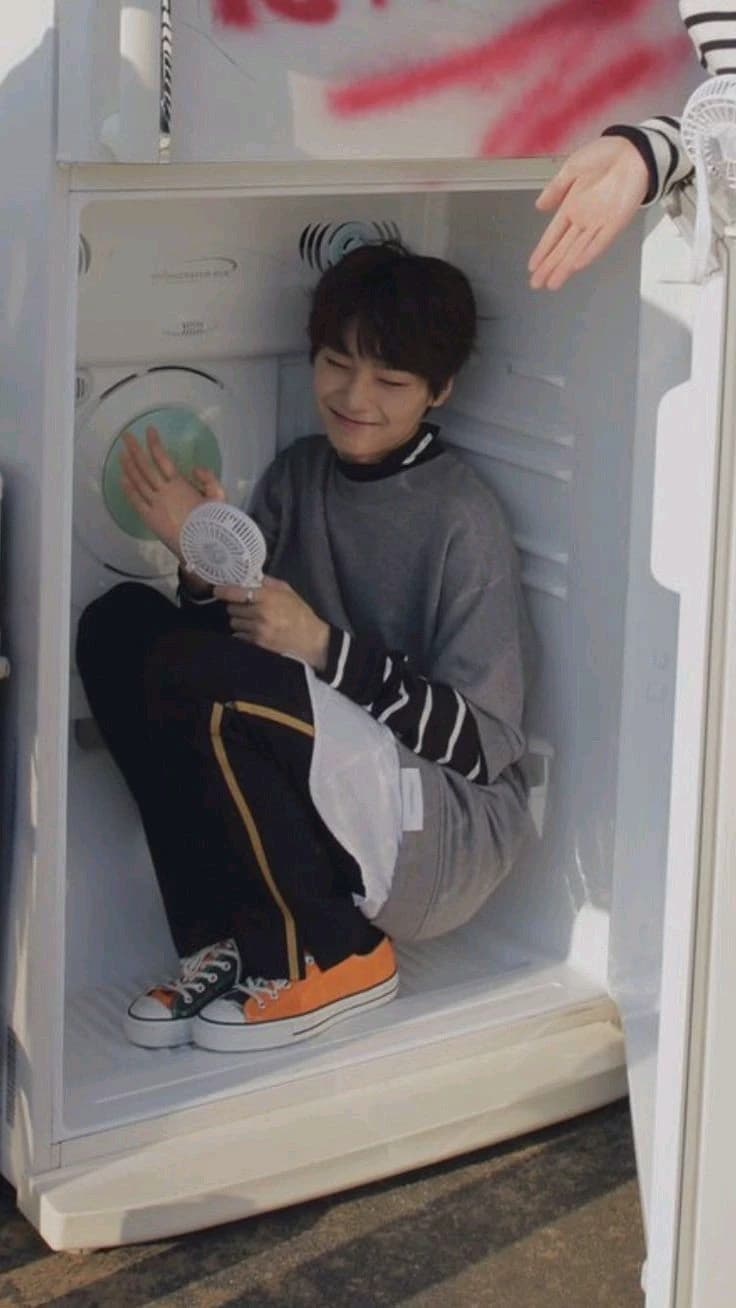 Yang Jeongin thumbnail