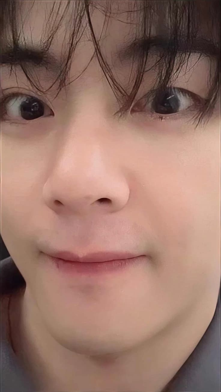 Kim Taehyung thumbnail