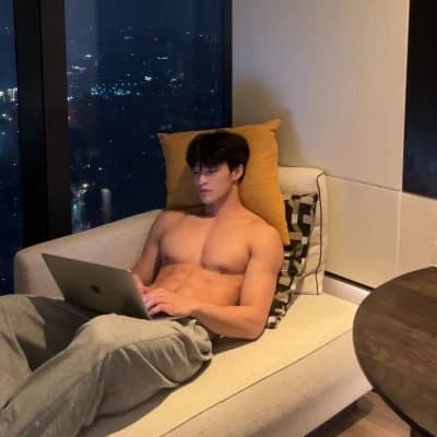 Kim Seongha thumbnail