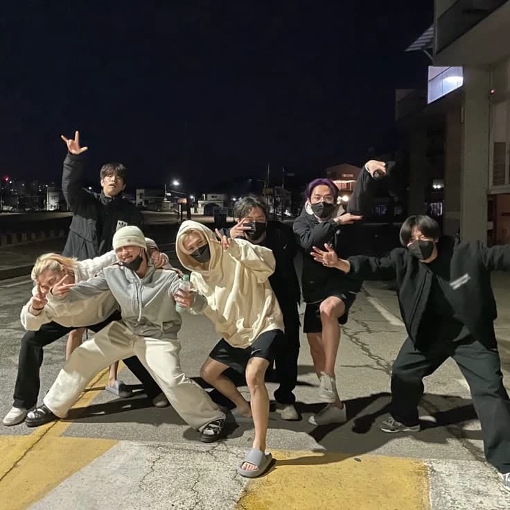 Stray Kids  thumbnail