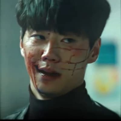 Lee Jun Young thumbnail