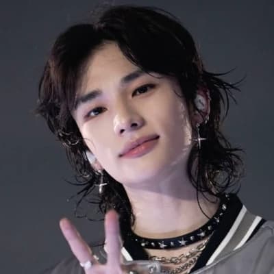 Hyunjin thumbnail