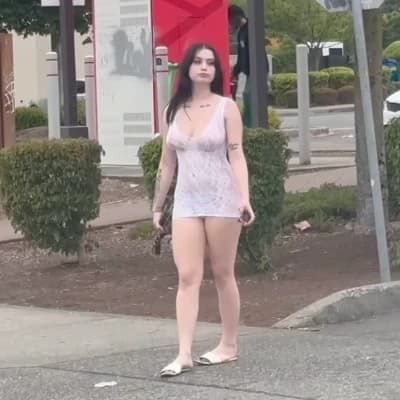 Rouge thumbnail
