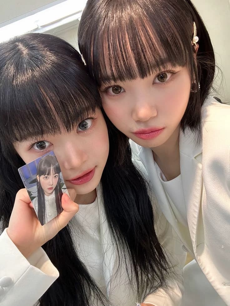 Chaewon and Eun-chae  thumbnail