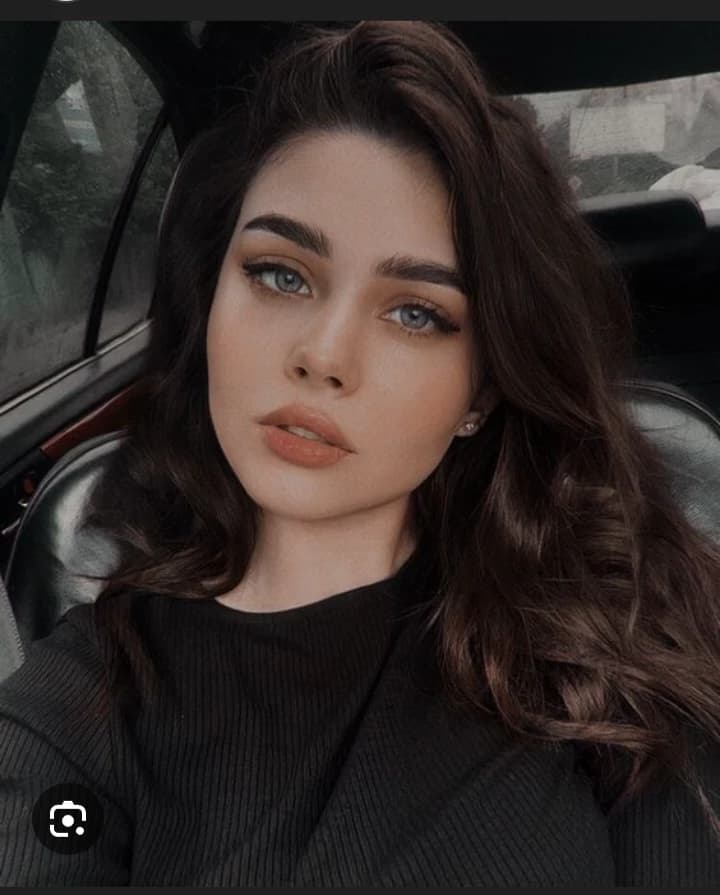 Clara Menezes thumbnail