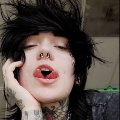 Darian 'Dusk' Thorne thumbnail