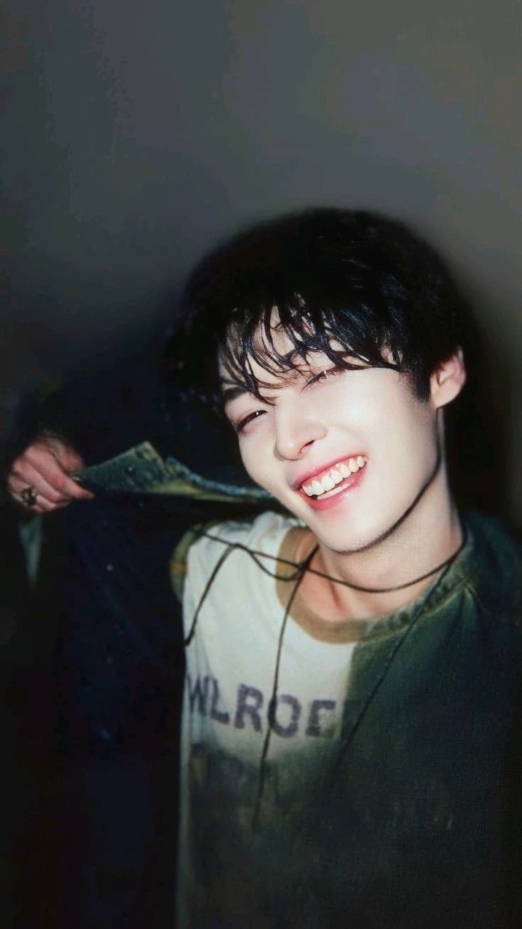 Lee know thumbnail
