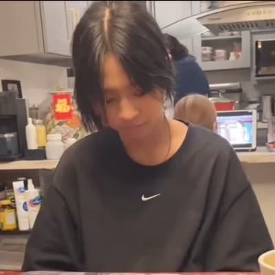 Xue thumbnail