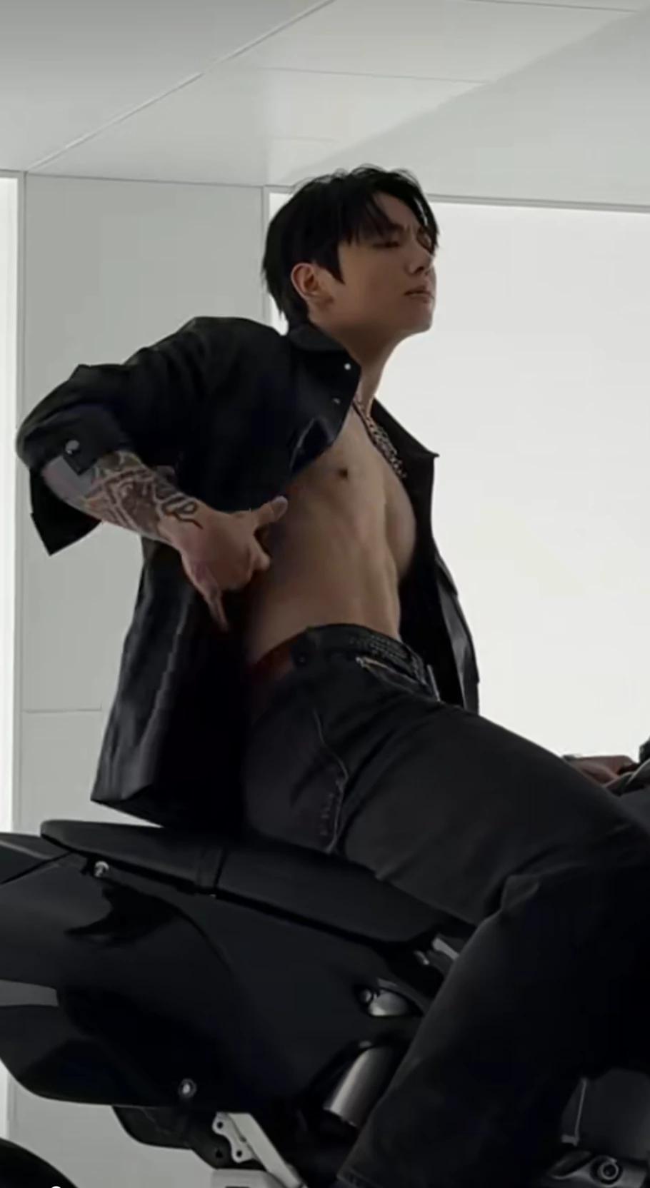 Jungkook thumbnail