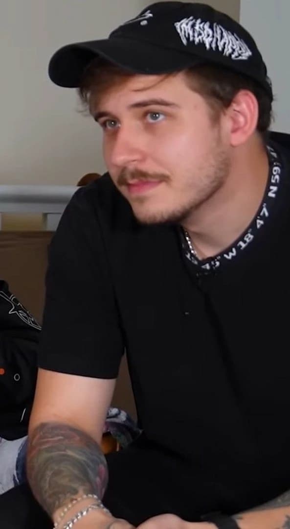 GAEGE GIBSON thumbnail