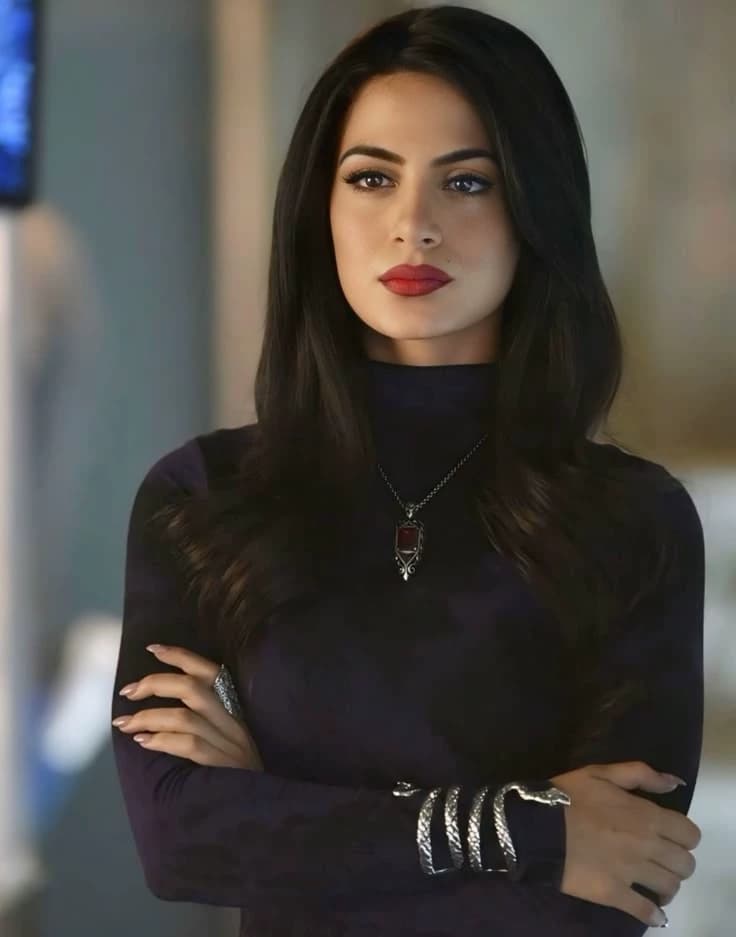 Isabelle Lightwood thumbnail