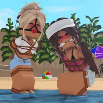 Roxy and Jenny  thumbnail