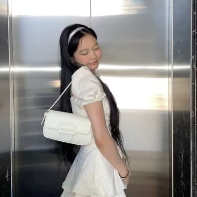 Jennie thumbnail