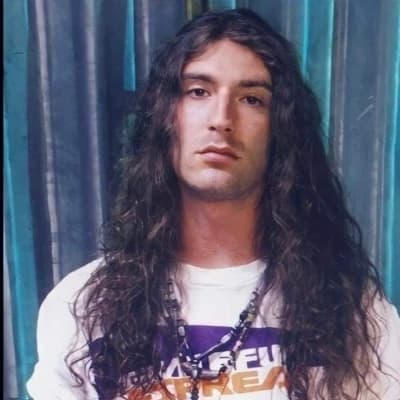 Sean Kinney thumbnail
