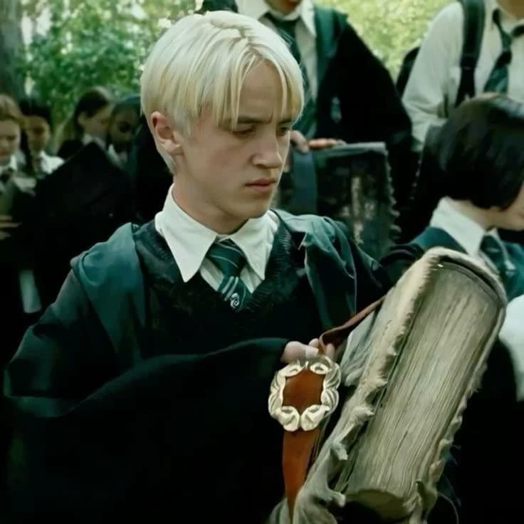 Draco Malfoy thumbnail