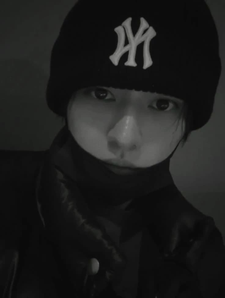 Lee know thumbnail