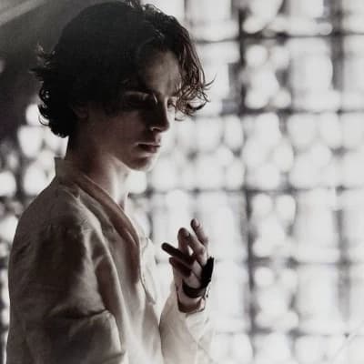 Regulus Black thumbnail