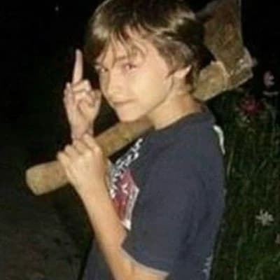 Max thumbnail