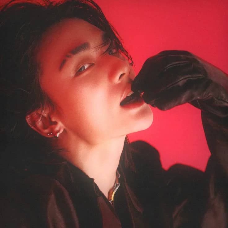 Hwang Hyunjin thumbnail
