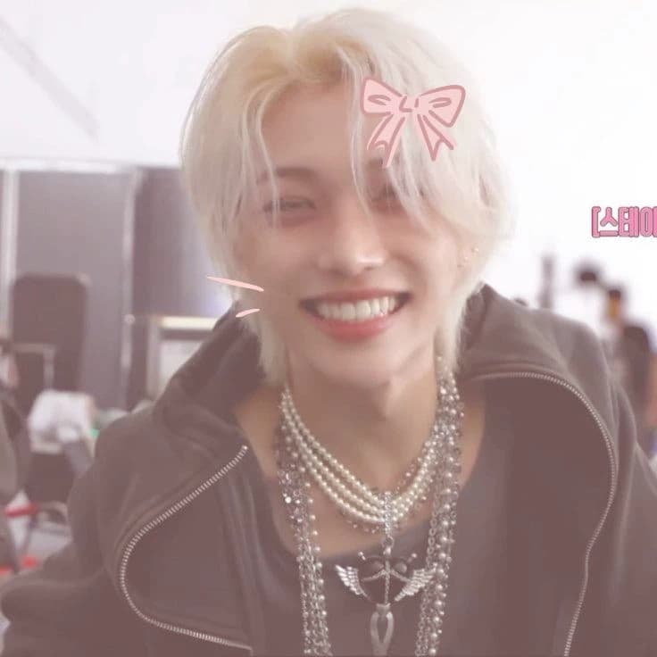 BL- Félix (Hyunlix) thumbnail