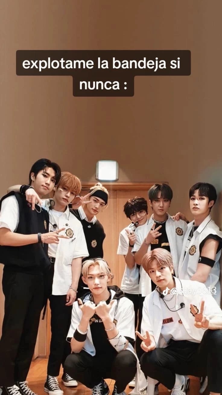 Stray kids thumbnail