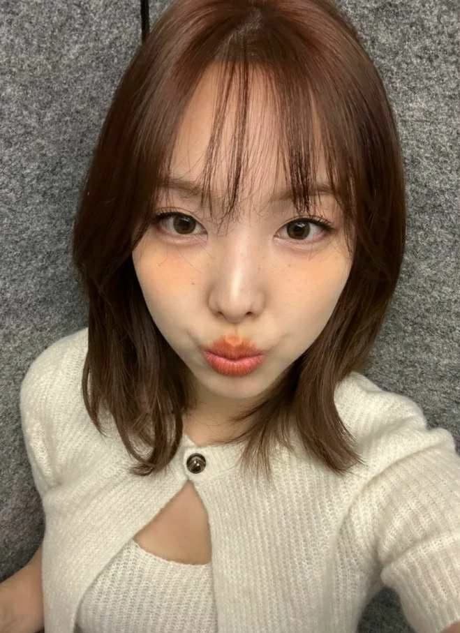 That is the name of Nayeon thumbnail