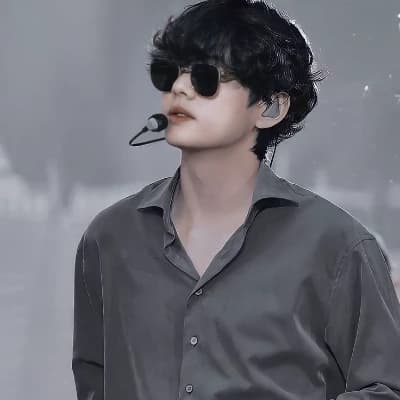 Kim Taehyung thumbnail