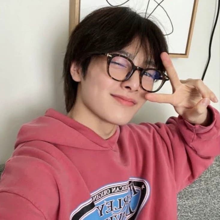 Jeongin thumbnail