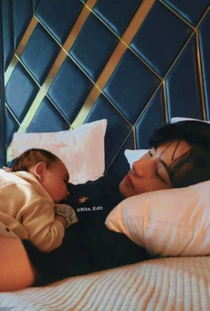 your husband Taehyung and your baby arely thumbnail