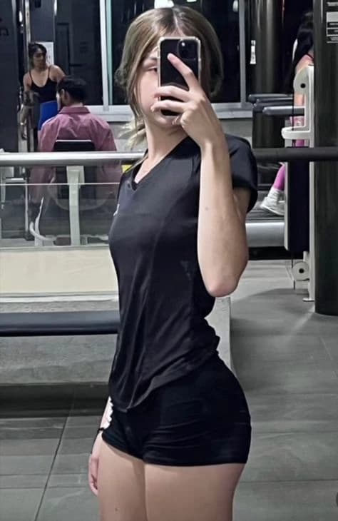 Natalie  thumbnail