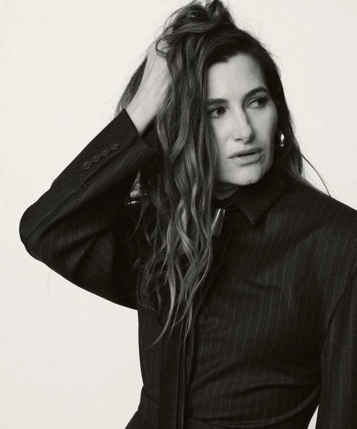 Kathryn Hahn thumbnail
