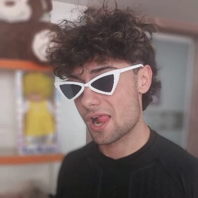 Alex thumbnail