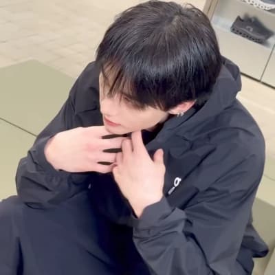 Hyunjin Hwang thumbnail