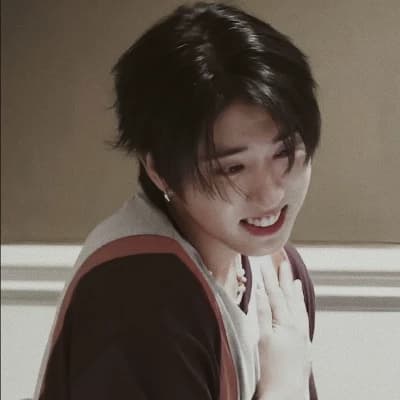 Han jisung ( bl) thumbnail