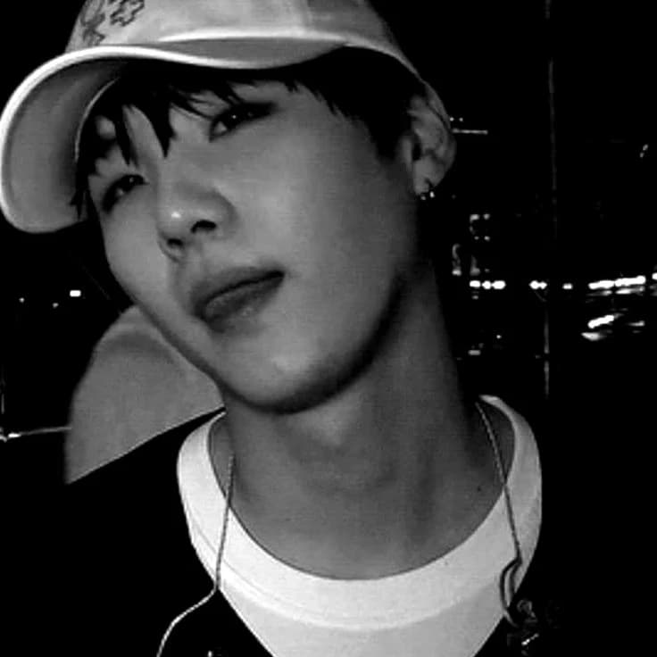 𝐘𝐎𝐎𝐍𝐆𝐈 thumbnail