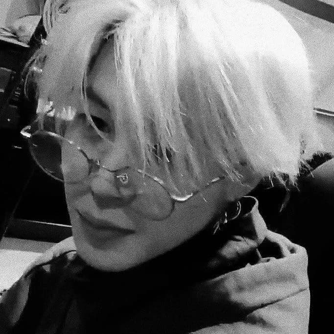 𝑱𝑰𝑴𝑰𝑵 thumbnail
