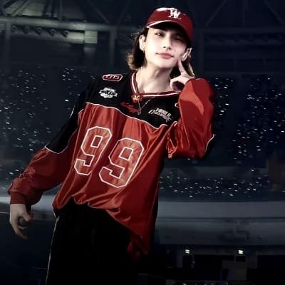 Hwang Hyunjin Racer thumbnail