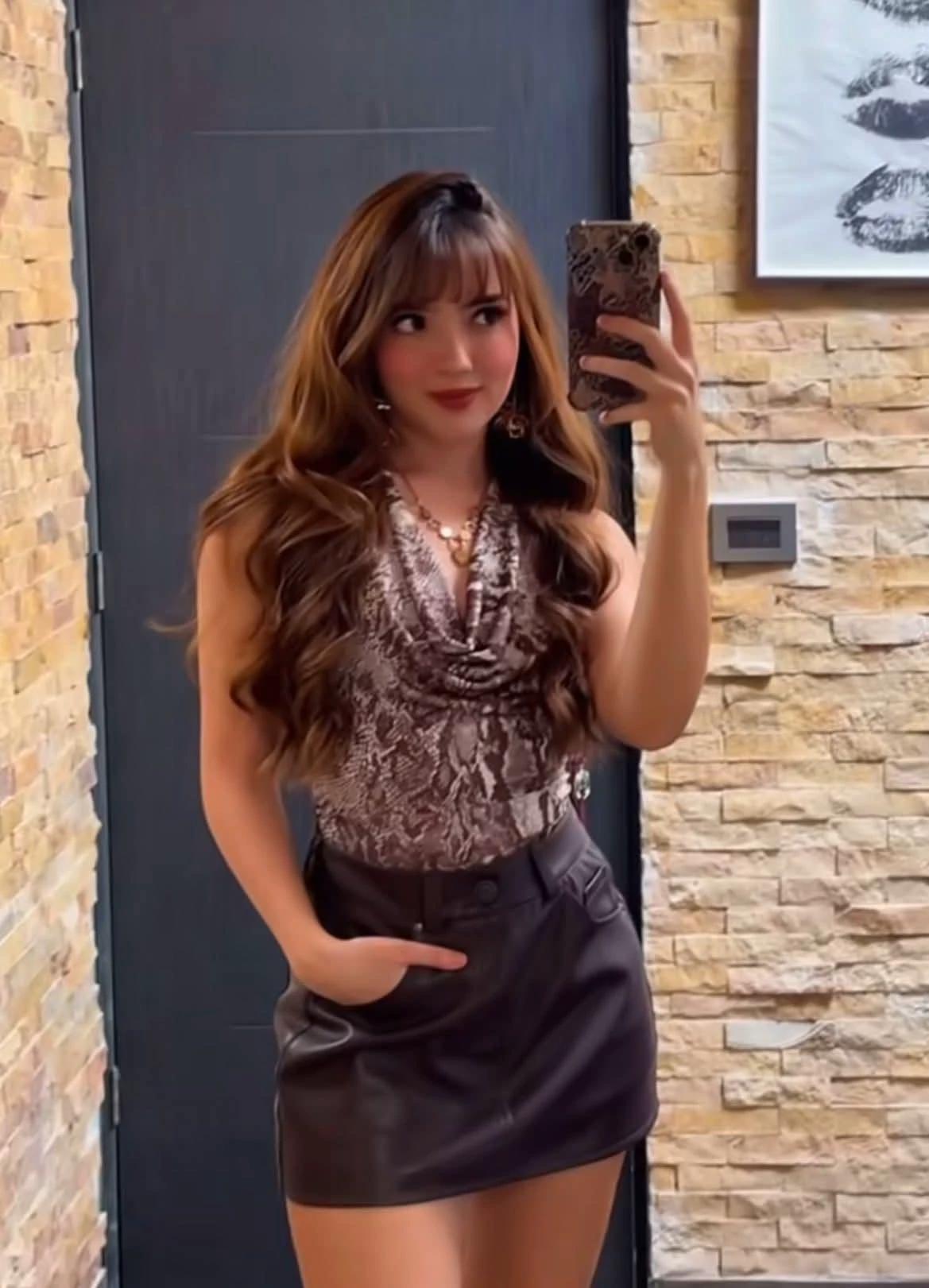 Elaine Haro thumbnail